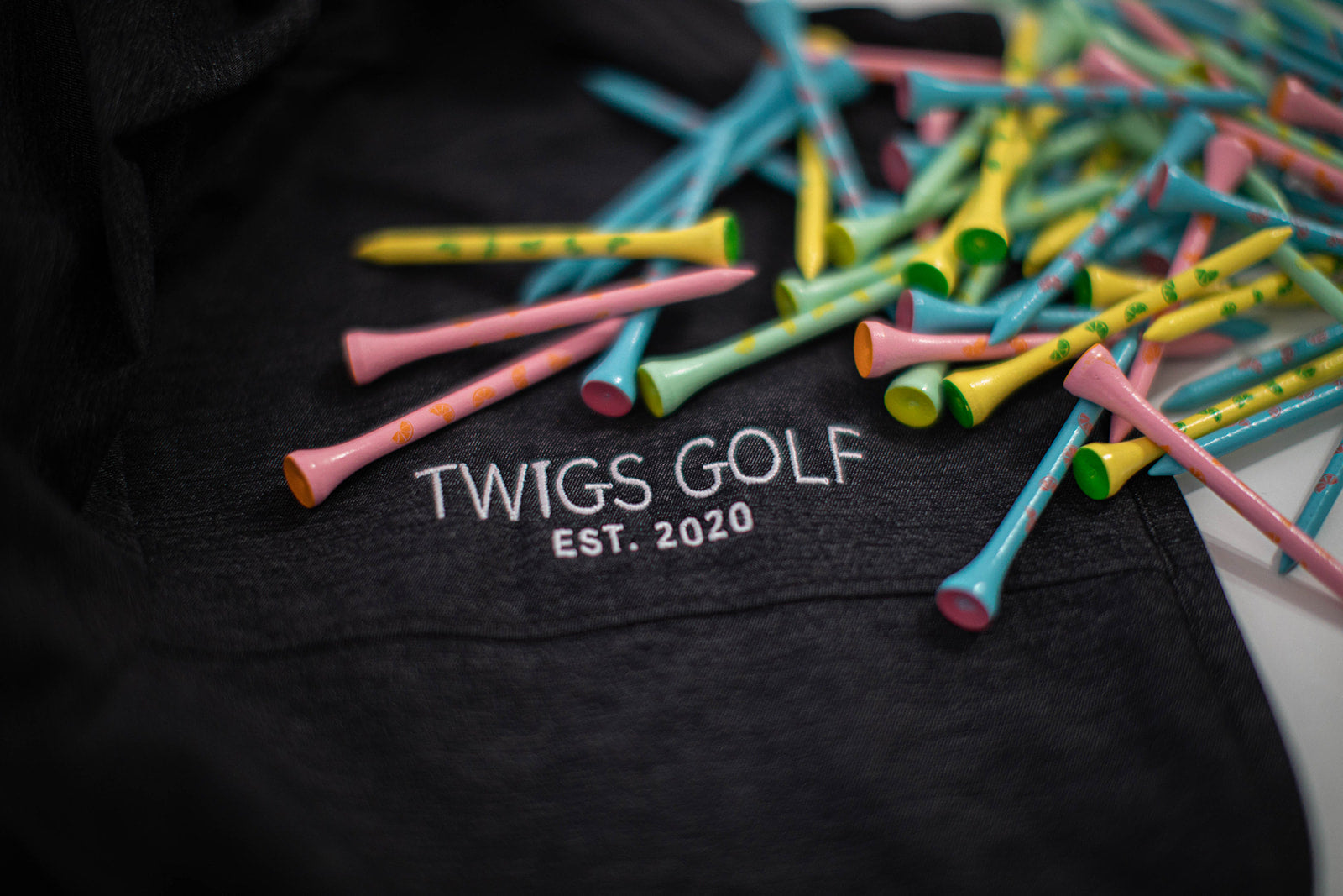 Tropical bundle bamboo golf tees